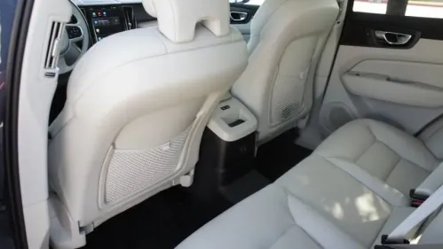 2022 Volvo XC60 YV4BR0DZ8N1954985