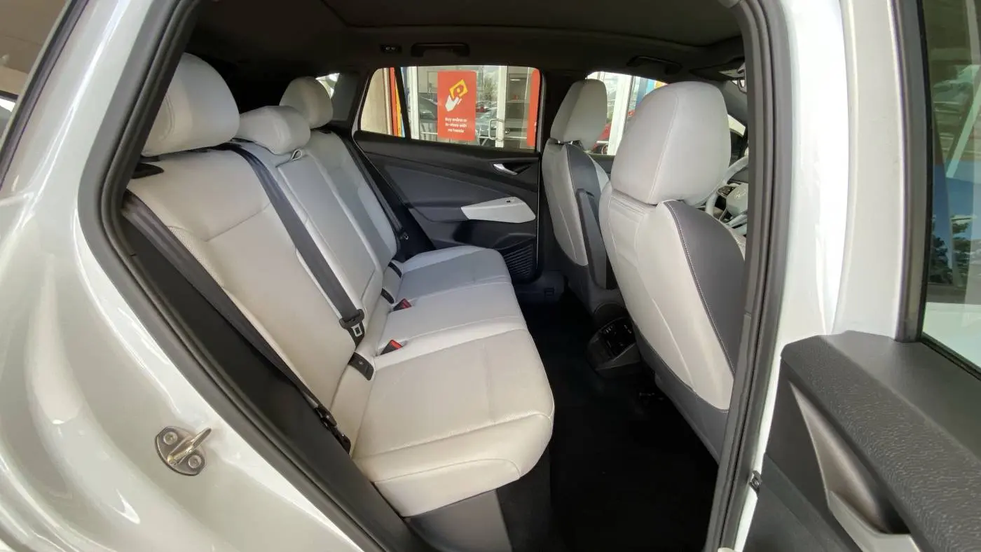 2021 Volkswagen ID.4 WVGDMPE22MP007615