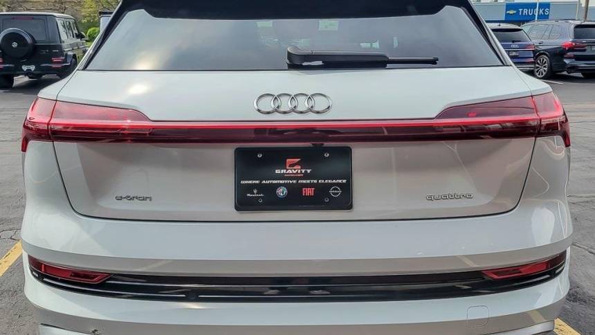 2021 Audi e-tron WA1LAAGEXMB002747