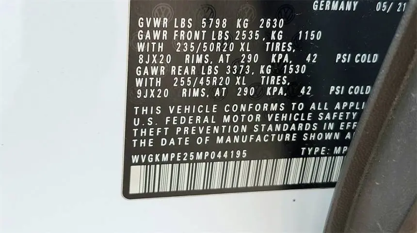 2021 Volkswagen ID.4 WVGKMPE25MP044195