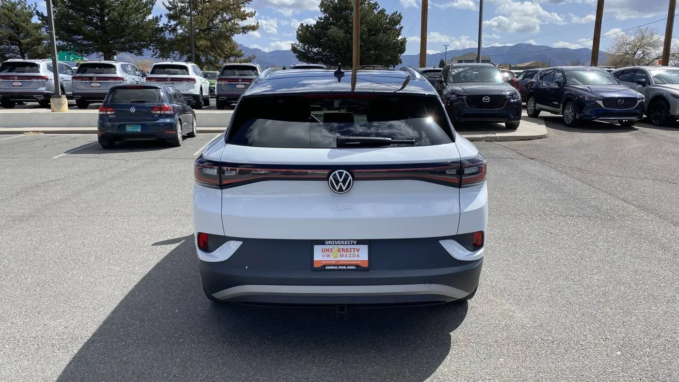 2021 Volkswagen ID.4 WVGDMPE22MP007615