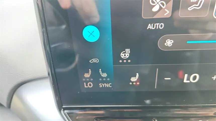 2021 Volkswagen ID.4 WVGRMPE25MP043403