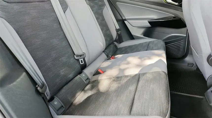 2021 Volkswagen ID.4 WVGRMPE25MP043403