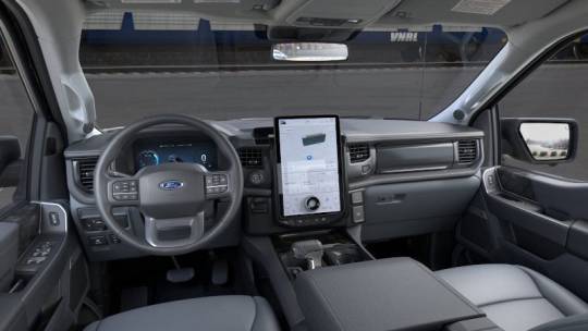 2025 Ford F-150 Lightning 1FTVW3LUXSWG13067