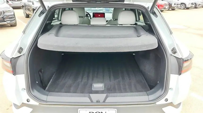 2021 Volkswagen ID.4 WVGKMPE25MP044195