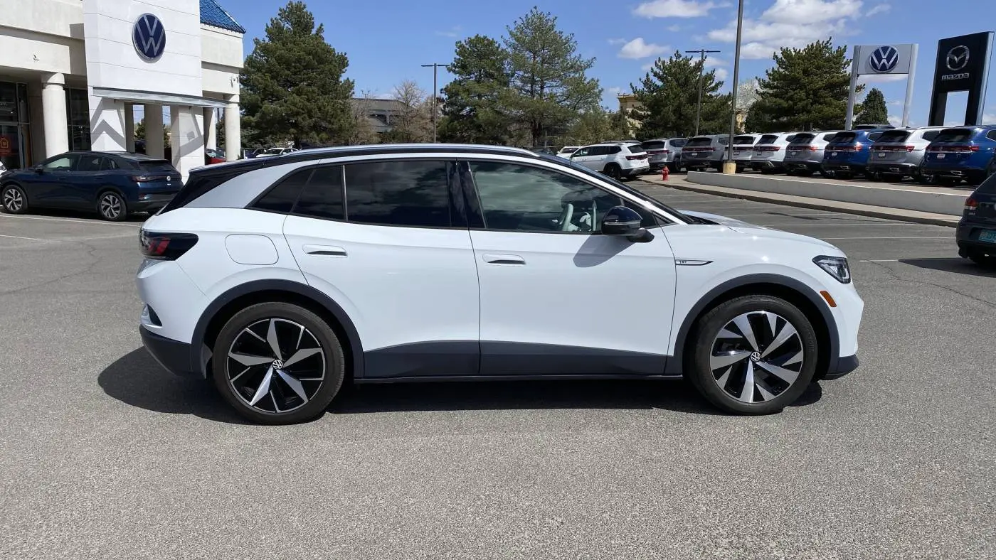 2021 Volkswagen ID.4 WVGDMPE22MP007615