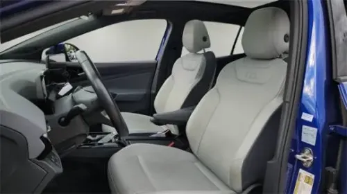 2021 Volkswagen ID.4 WVGTMPE23MP038304