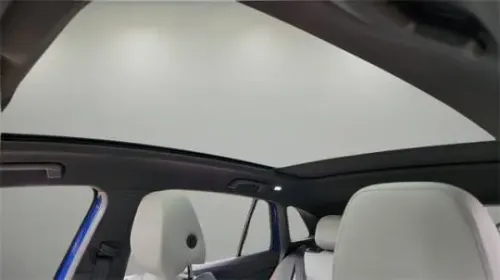 2021 Volkswagen ID.4 WVGTMPE23MP038304