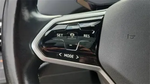 2021 Volkswagen ID.4 WVGTMPE23MP038304