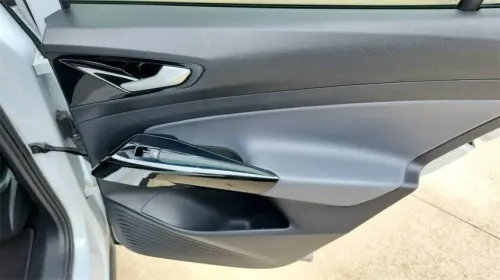 2021 Volkswagen ID.4 WVGKMPE25MP044195