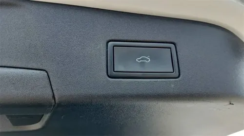 2021 Volkswagen ID.4 WVGKMPE25MP044195