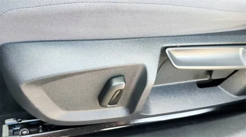 2021 Volkswagen ID.4 WVGRMPE25MP043403