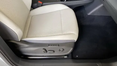 2021 Volkswagen ID.4 WVGDMPE22MP007615