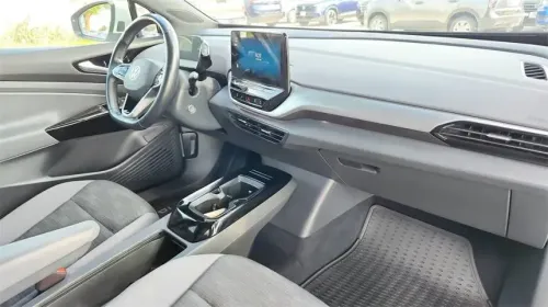 2021 Volkswagen ID.4 WVGRMPE25MP043403