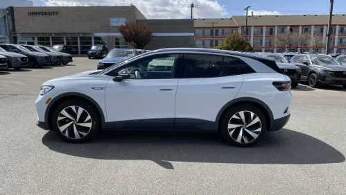 2021 Volkswagen ID.4 WVGDMPE22MP007615