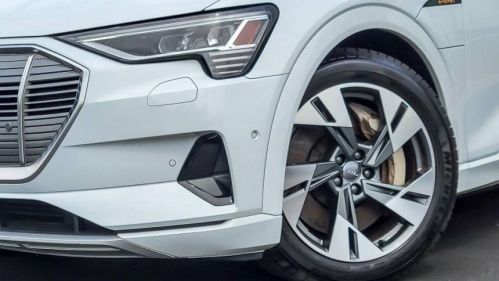 2021 Audi e-tron WA1LAAGEXMB002747