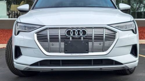 2021 Audi e-tron WA1LAAGEXMB002747