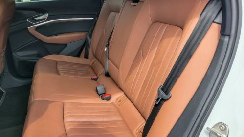 2021 Audi e-tron WA1LAAGEXMB002747