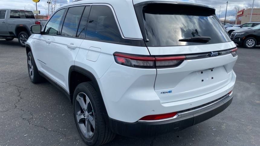 2022 Jeep Grand Cherokee 1C4RJYB64N8747789