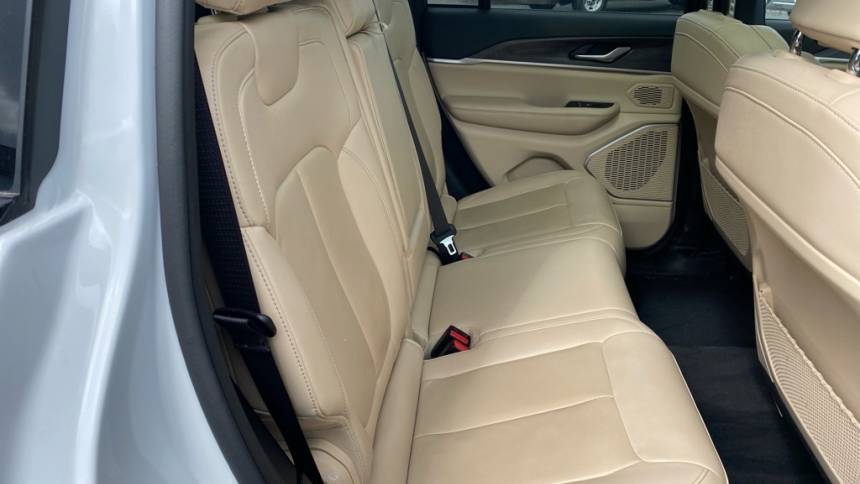 2022 Jeep Grand Cherokee 1C4RJYB64N8747789