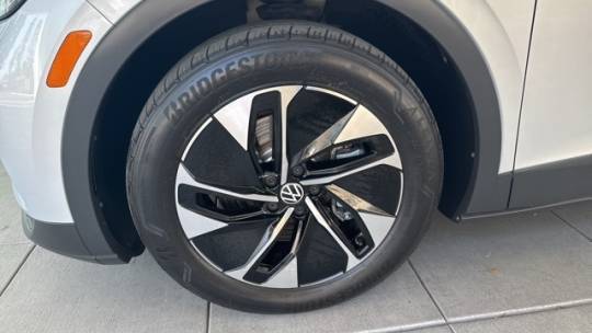 2021 Volkswagen ID.4 WVGTMPE24MP054964