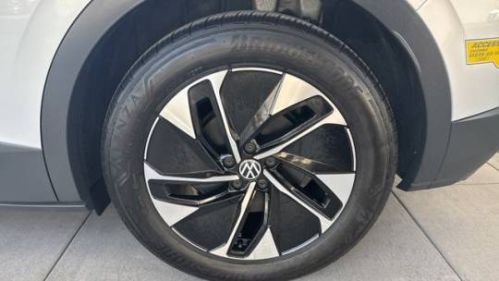 2021 Volkswagen ID.4 WVGTMPE24MP054964