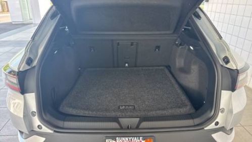 2021 Volkswagen ID.4 WVGTMPE24MP054964