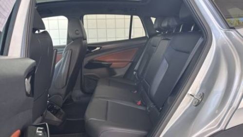 2021 Volkswagen ID.4 WVGTMPE24MP054964