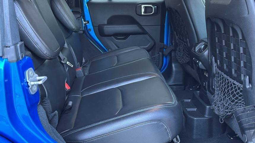 2022 Jeep Wrangler 1C4JJXR63NW106741
