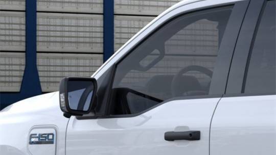 2025 Ford F-150 Lightning 1FTVW3LKXSWG15660