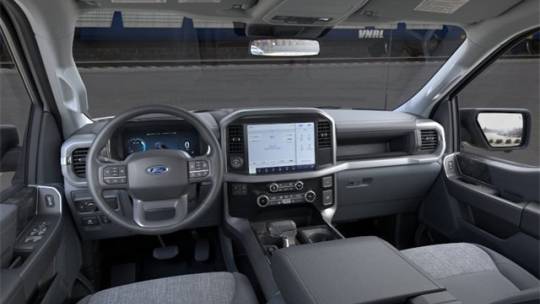 2025 Ford F-150 Lightning 1FTVW3LKXSWG15660