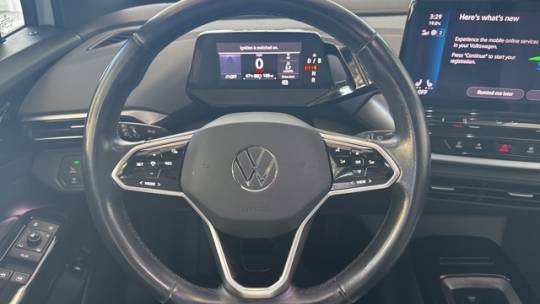 2021 Volkswagen ID.4 WVGTMPE29MP058122
