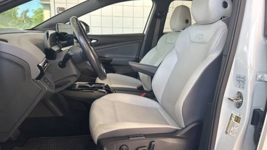 2021 Volkswagen ID.4 WVGTMPE29MP058122