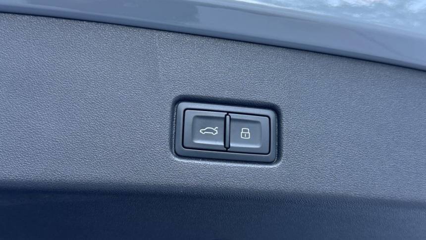 2023 Audi Q4 e-tron WA1M2BFZXPP057511