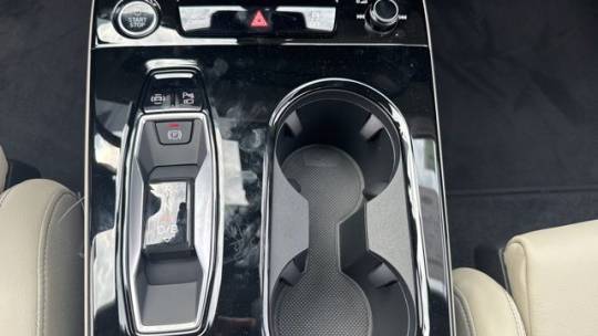 2025 Audi Q6 e-tron WA134BGF2SA042040