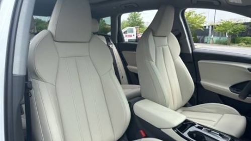 2025 Audi Q6 e-tron WA134BGF2SA042040