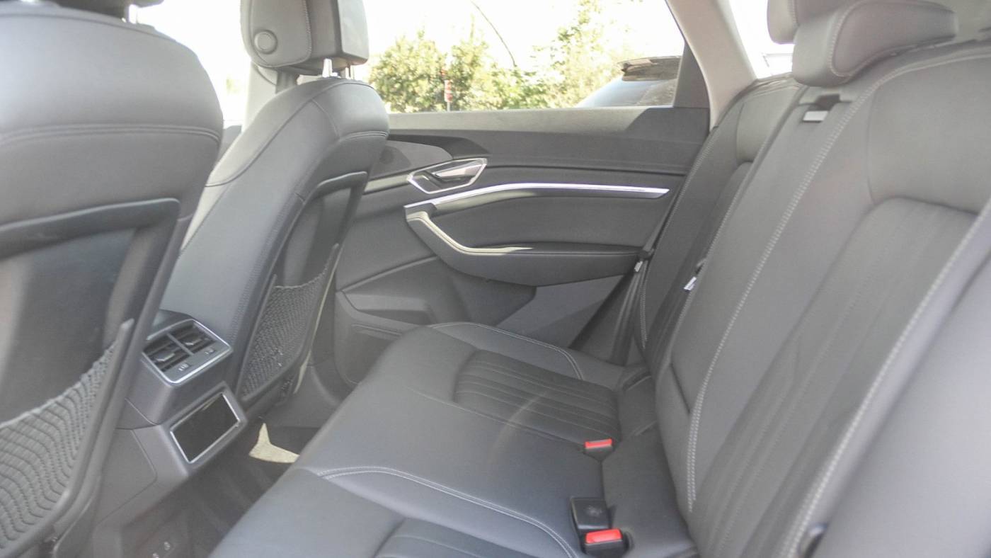 2022 Audi e-tron WA1AAAGEXNB031125