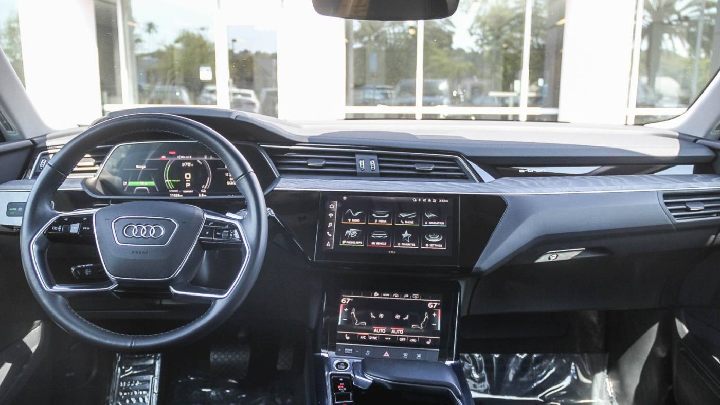 2022 Audi e-tron WA1AAAGEXNB031125