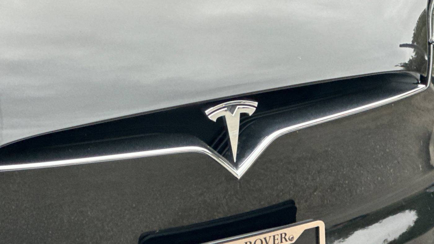 2019 Tesla Model X 5YJXCBE23KF155951