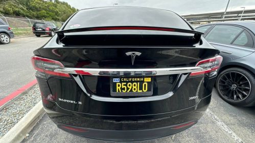 2019 Tesla Model X 5YJXCBE23KF155951