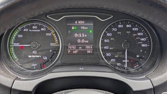 2017 Audi A3 Sportback e-tron WAUUPBFF2HA064208