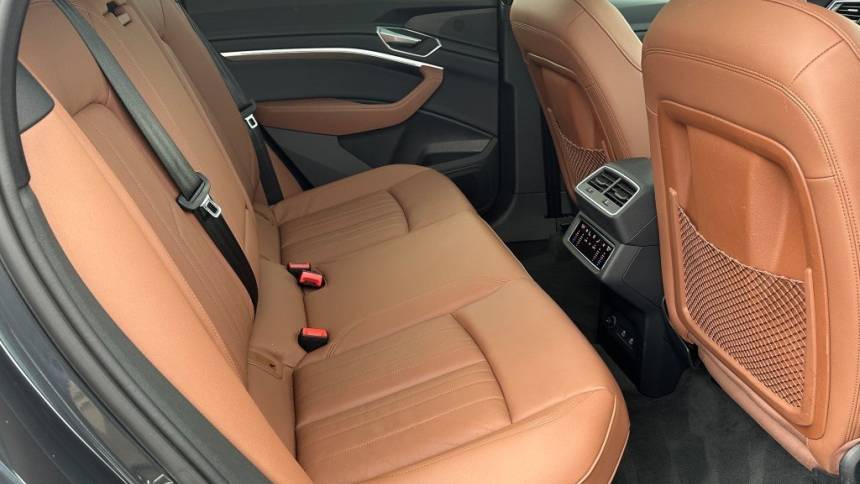 2022 Audi e-tron WA1AAAGE6NB031378