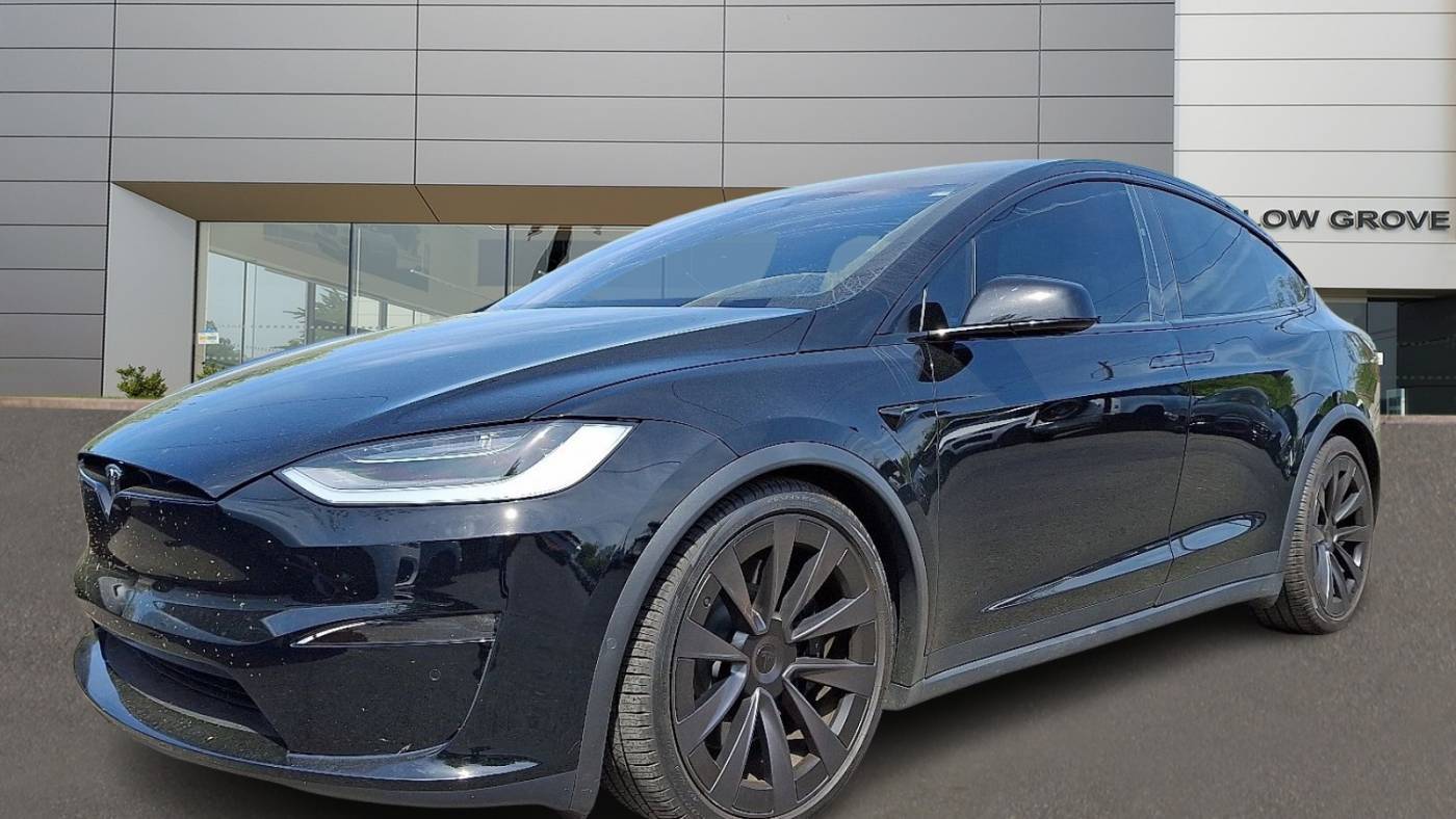 2023 Tesla Model X 7SAXCBE51PF370264