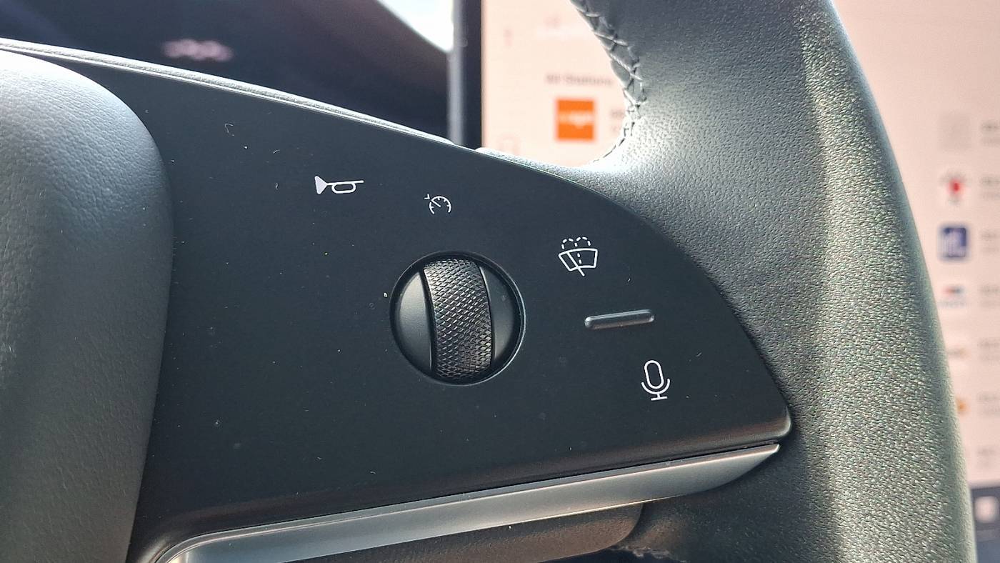 2023 Tesla Model X 7SAXCBE51PF370264