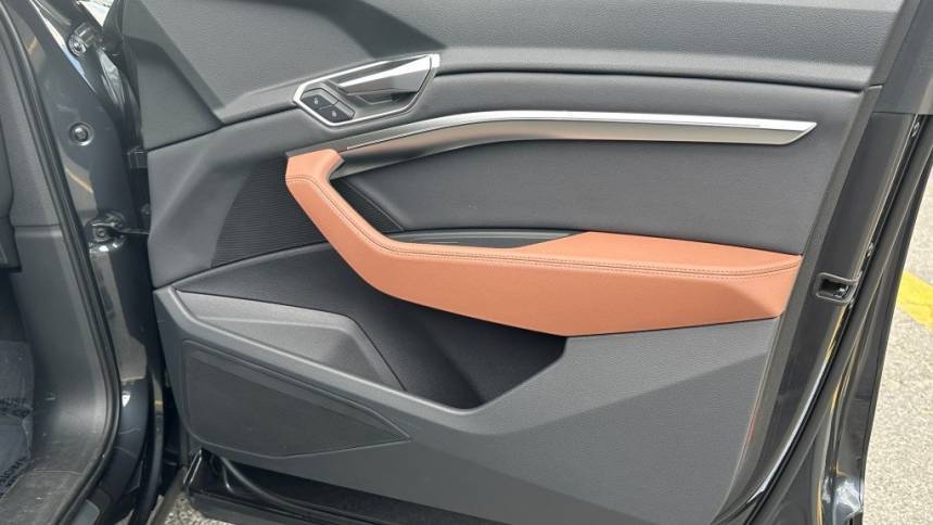 2022 Audi e-tron WA1AAAGE6NB031378