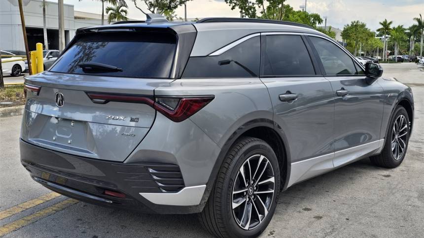 2024 Acura ZDX 4W5KHNRL2RZ509059