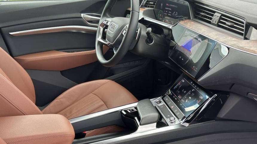 2022 Audi e-tron WA1AAAGE6NB031378