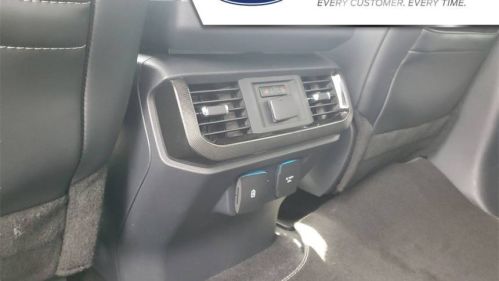 2025 Ford F-150 Lightning - Images - 13