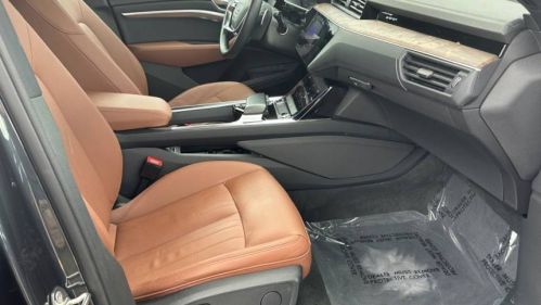 2022 Audi e-tron WA1AAAGE6NB031378