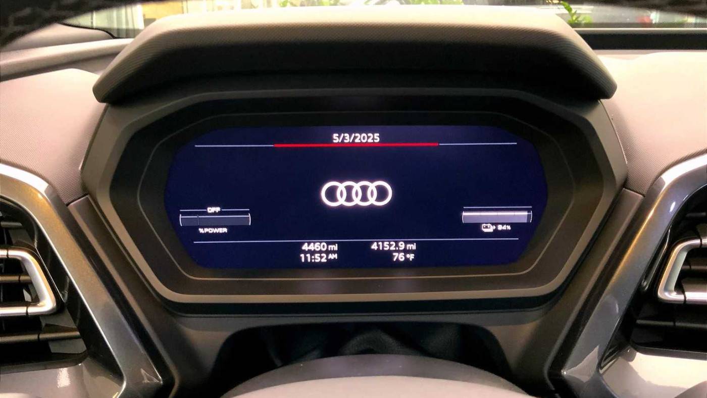 2024 Audi Q4 e-tron WA14UBFZ1RP065624